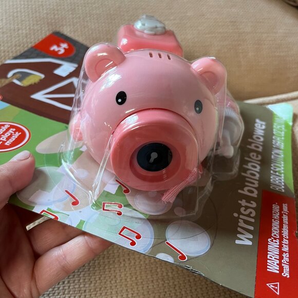 Bubble Blower - Pig Theme - Wearable and Plays Music (home/g/x/New) - Picture 1 of 11